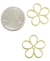 5pc -RAW BRASS, flower charms C35
